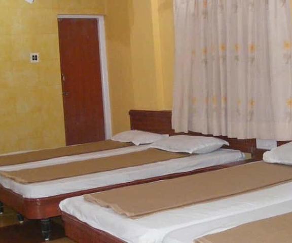 Hotel Shivam Gujarat Somnath guest room